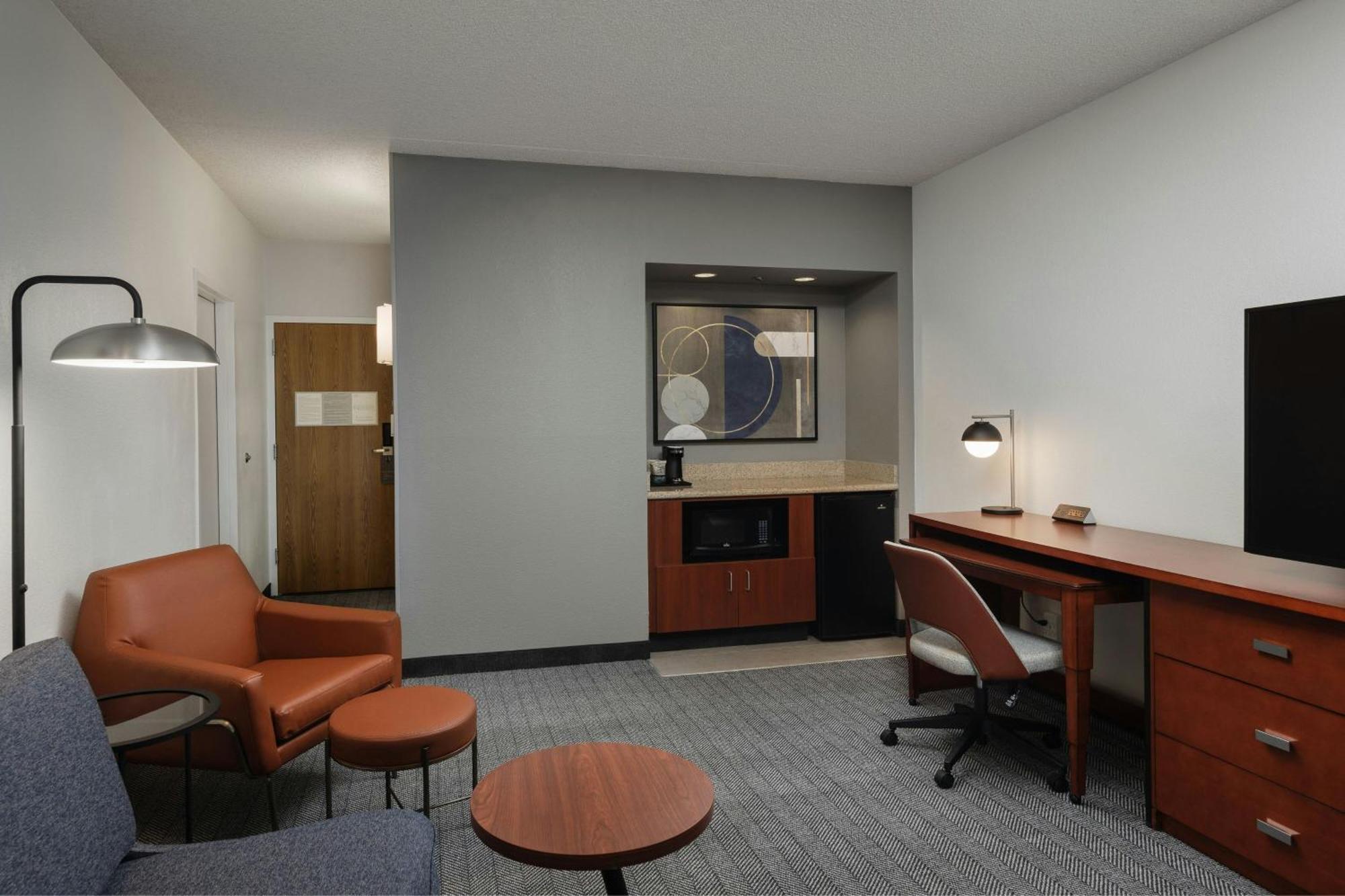Courtyard By Marriott Denver Central Park Exterior photo