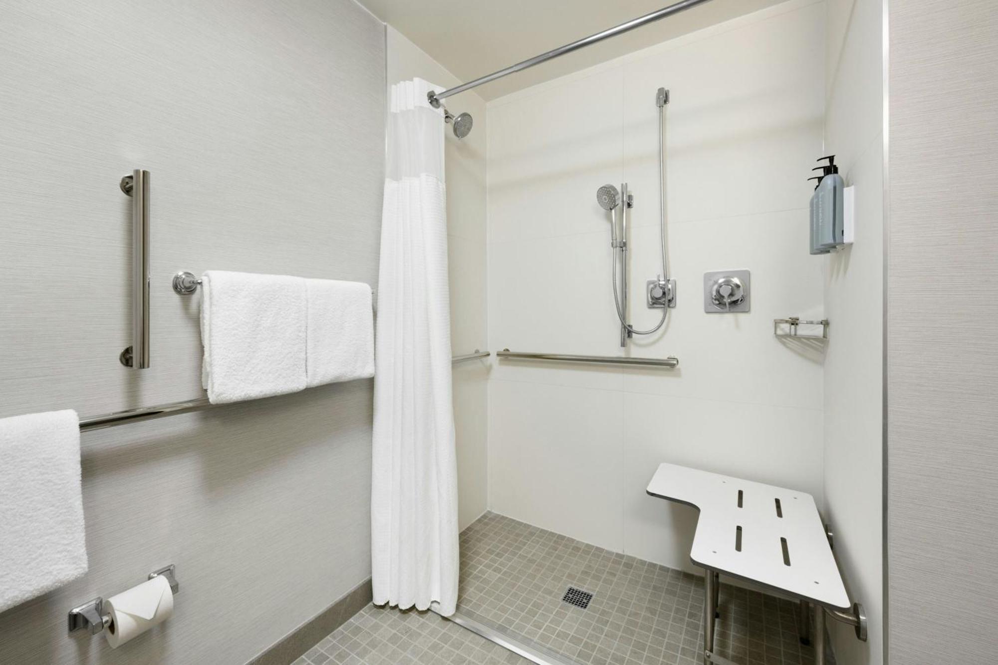 Courtyard By Marriott Denver Central Park Exterior photo